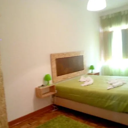 With 3 Bedrooms In Seia, With Wonderful City View And Terrace - 30 ... Διαμέρισμα Seia